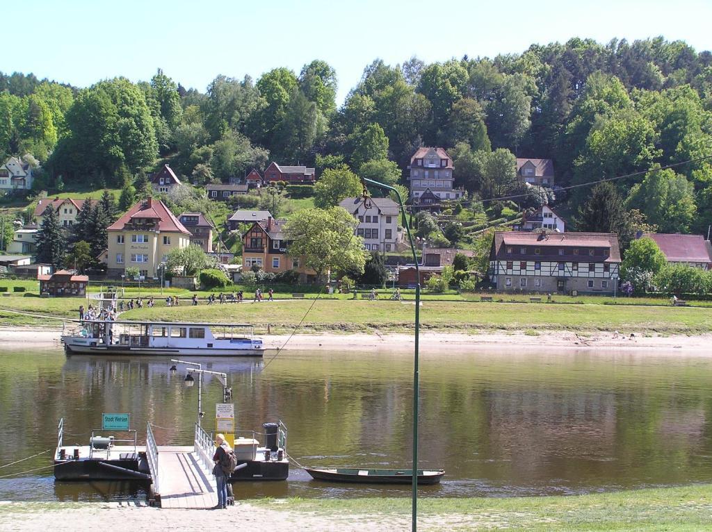 Hotel Saechsisches Haus Berggiesshübel Kültér fotó