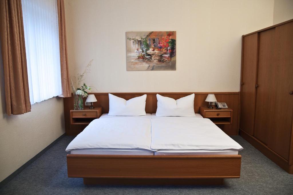 Hotel Saechsisches Haus Berggiesshübel Szoba fotó