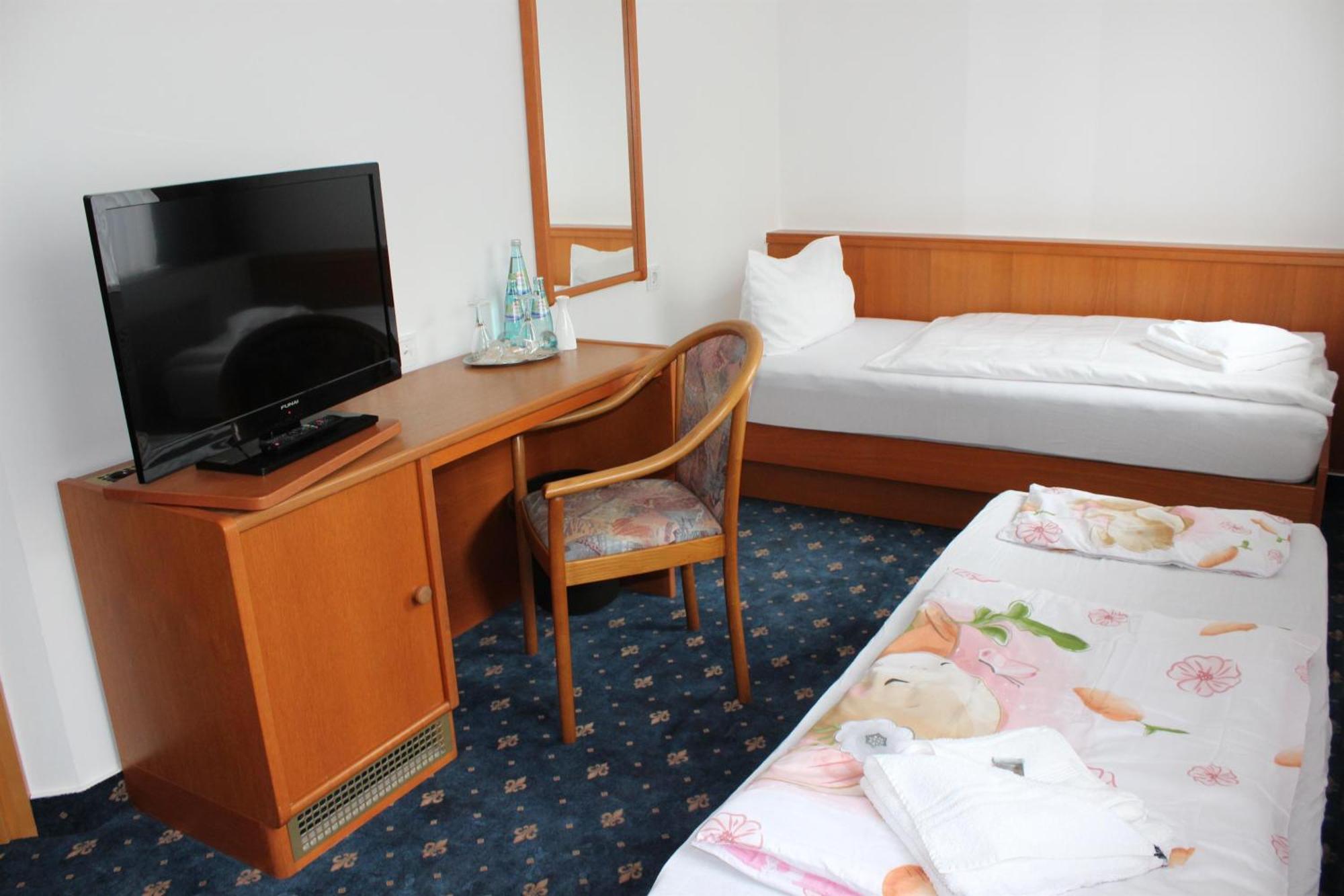 Hotel Saechsisches Haus Berggiesshübel Kültér fotó