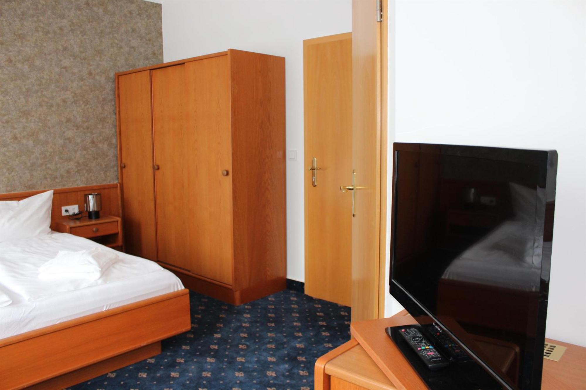 Hotel Saechsisches Haus Berggiesshübel Kültér fotó