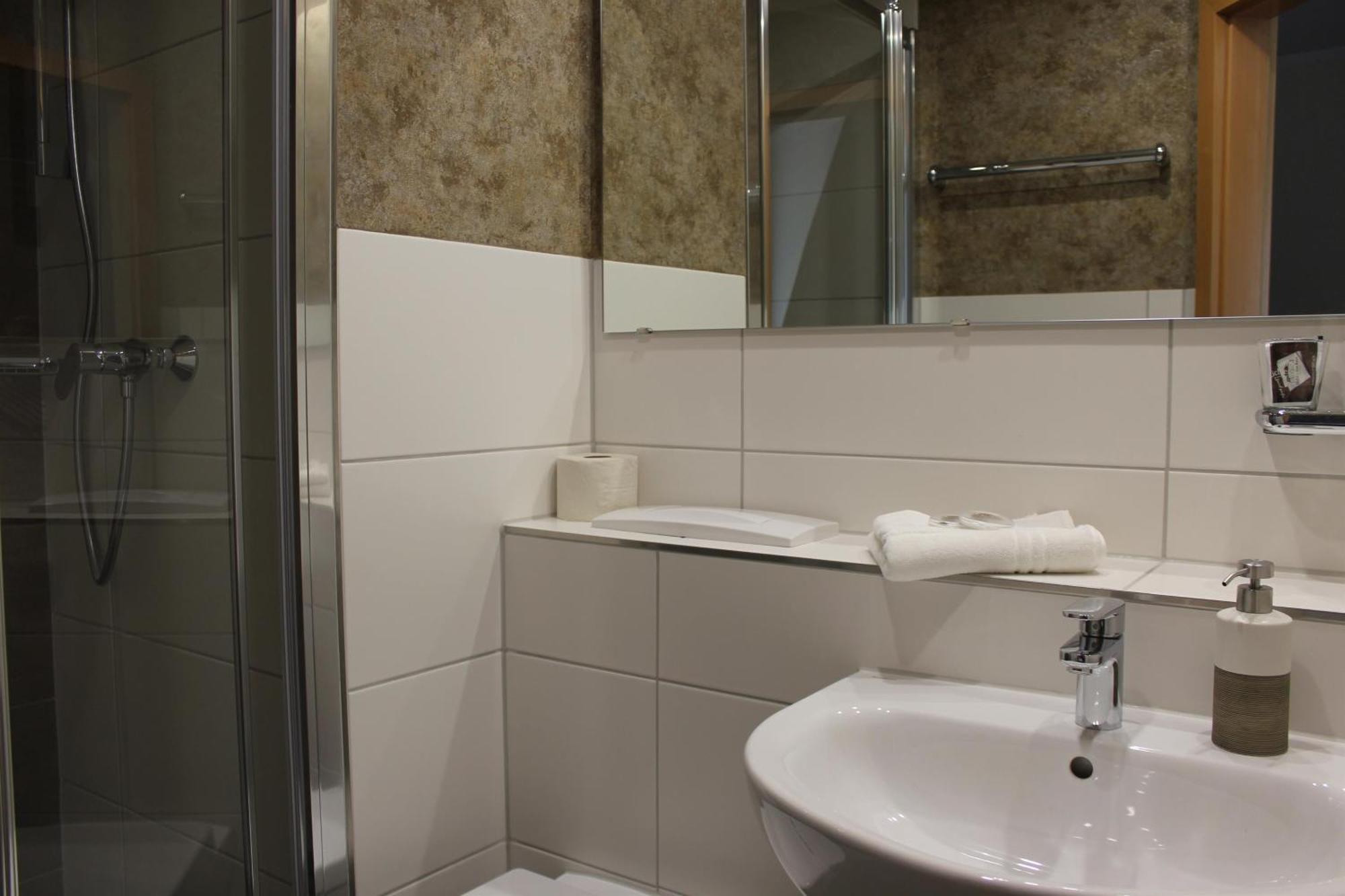 Hotel Saechsisches Haus Berggiesshübel Kültér fotó