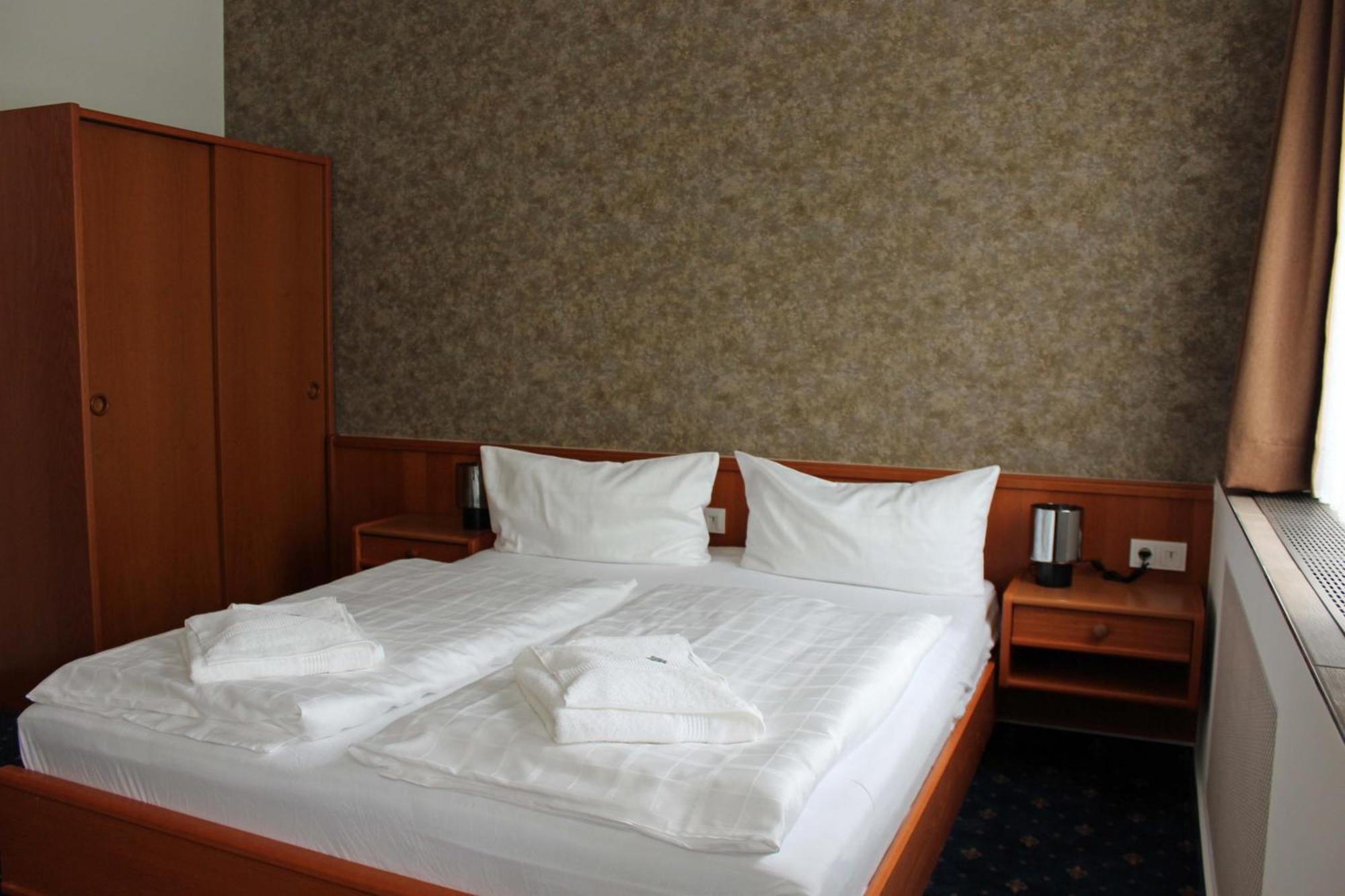 Hotel Saechsisches Haus Berggiesshübel Kültér fotó