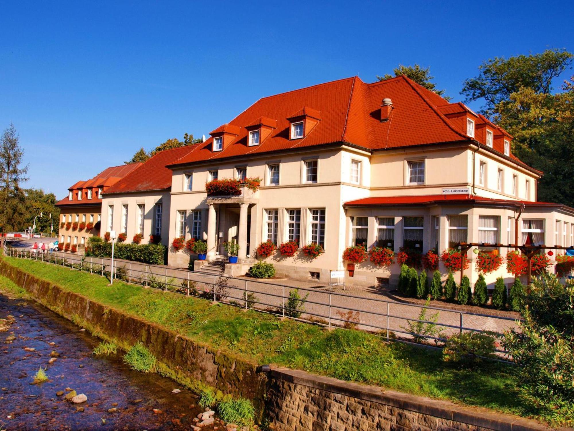 Hotel Saechsisches Haus Berggiesshübel Kültér fotó